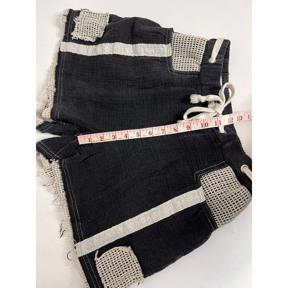 POL Black Cotton Crochet Trim Shorts Size Small Boho Drawstring Pockets